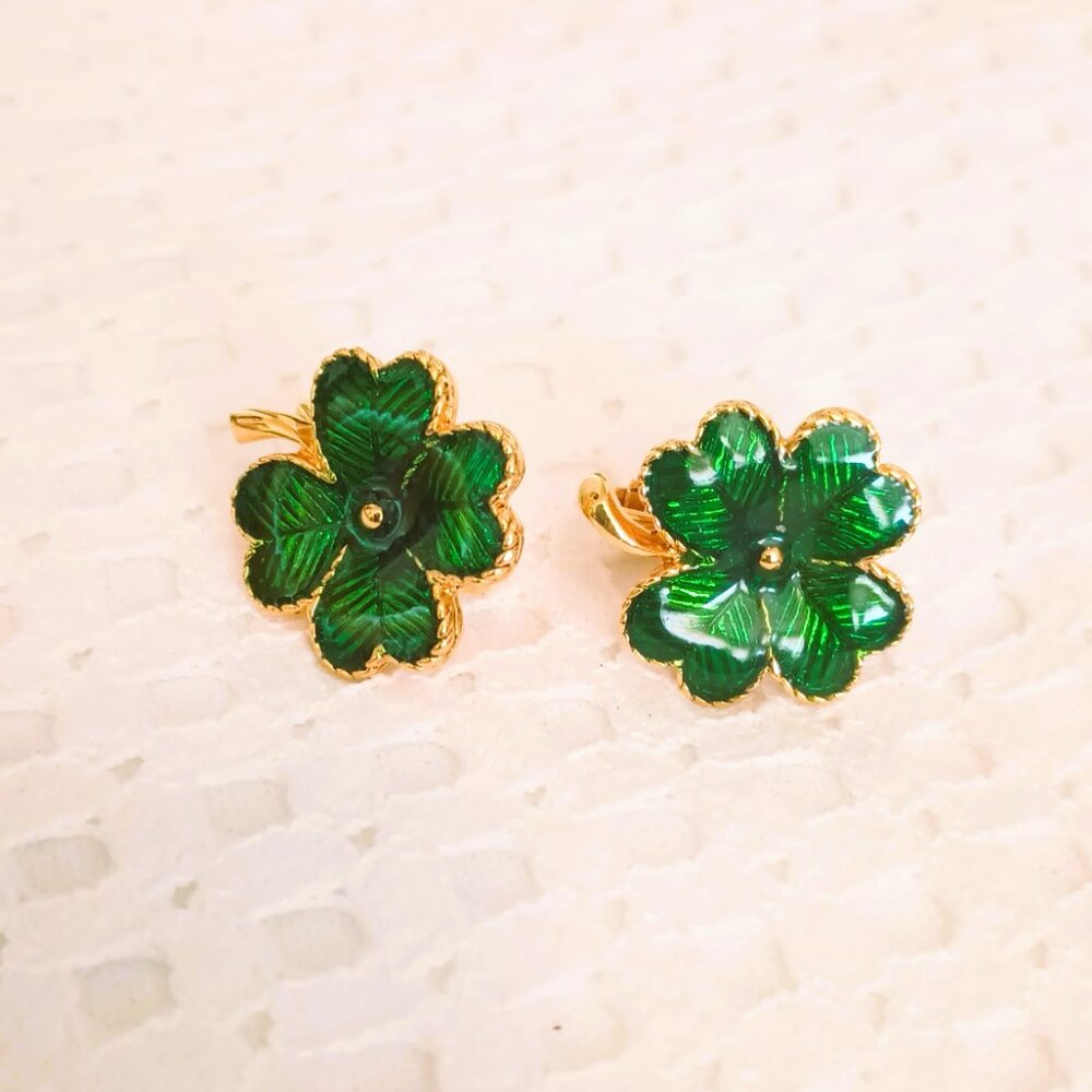 Avon Vtg Shamrock Earrings Women's Green Enamel 4-Leaf Clover Clip On Jewelry